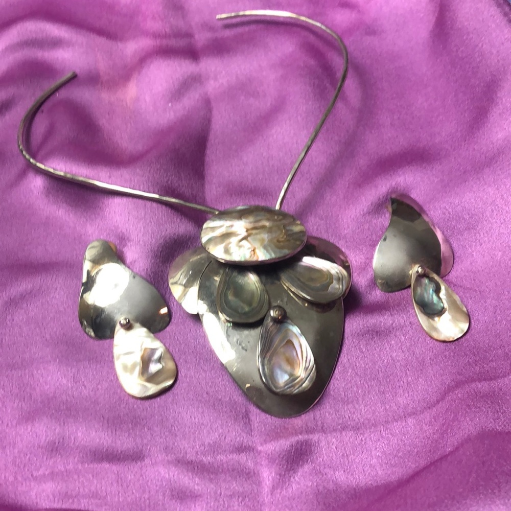 Florelle necklace set